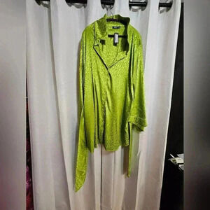 Plus Size Satin Leopard Print Shirt Dress